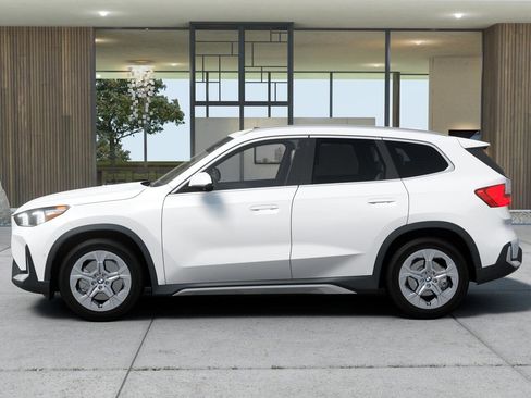 New 2026 BMW X1 xDrive28i image 4