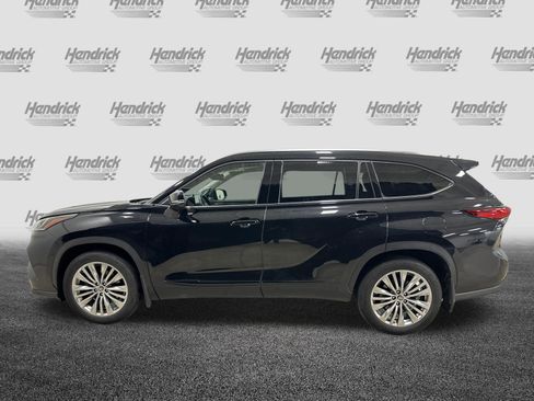 Used 2022 Toyota Highlander Platinum AWD/4WD image 7