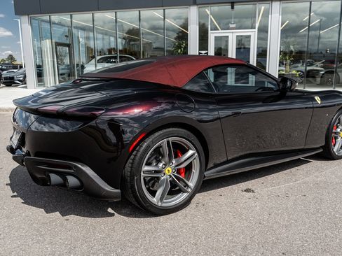 Used 2024 Ferrari Roma Spider RWD image 13
