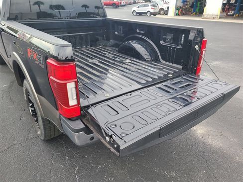 Used 2022 Ford F250 Lariat w/ Lariat Ultimate Package image 8