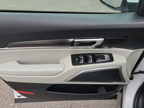 Certified 2025 Kia Telluride S image 21
