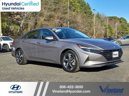Certified 2023 Hyundai Elantra SEL w/ Convenience Package image 1