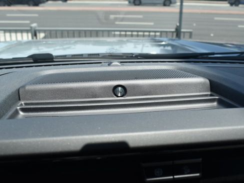 Used 2025 Ford F450 Lariat w/ FX4 Off-Road Package image 29