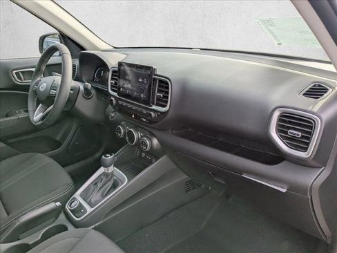 New 2026 Hyundai Venue SEL image 24