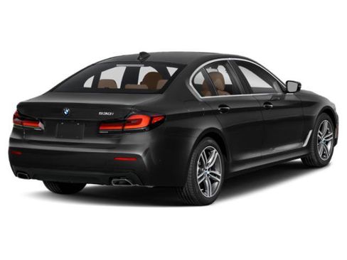 Used 2021 BMW 530i xDrive w/ Convenience Package AWD/4WD image 2