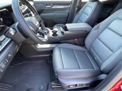 New 2026 GMC Terrain AT4 w/ Convenience Package III image 17