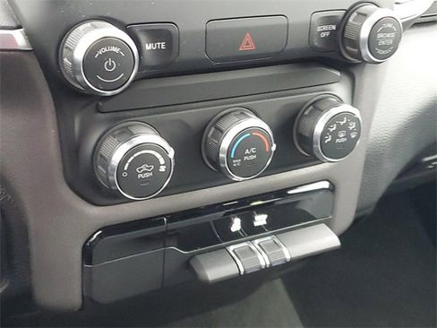 Certified 2021 RAM 1500 Big Horn image 27