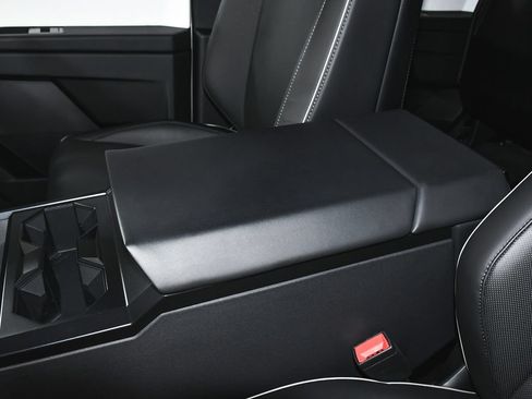 Used 2024 Tesla Cybertruck Cyberbeast AWD/4WD image 44