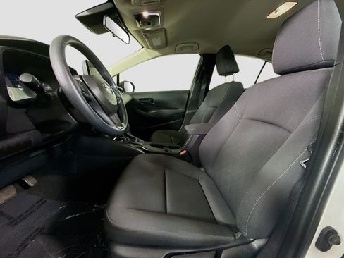 Used 2024 Toyota Corolla LE FWD image 21