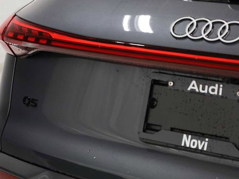 New 2025 Audi Q5 Premium image 8