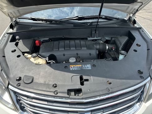 Used 2013 Chevrolet Traverse LT w/ All-Star Edition FWD image 11