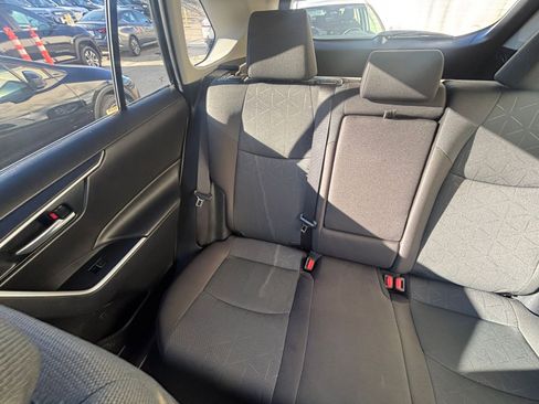 Used 2025 Toyota RAV4 XLE image 39