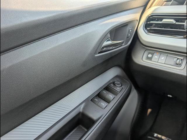 New 2027 Chevrolet Bolt LT w/ Comfort Package FWD image 17