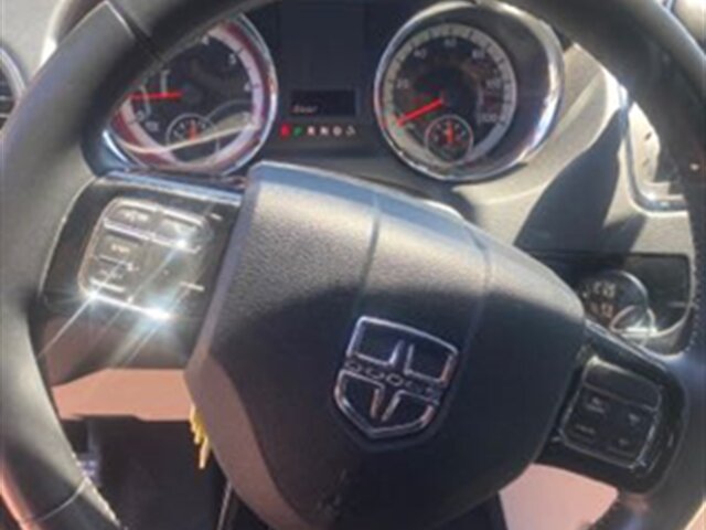 Used 2018 Dodge Grand Caravan SXT FWD image 16