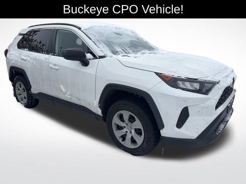 Used 2019 Toyota RAV4 LE image 2