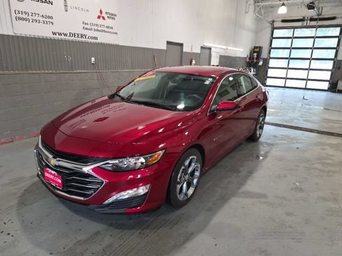 Used 2024 Chevrolet Malibu LT FWD image 7