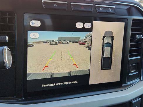 Used 2024 Ford F250 XLT w/ XLT Premium Package image 14