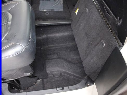 Used 2018 Chrysler Pacifica Touring-L Plus image 22