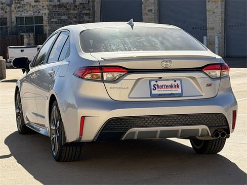 Used 2020 Toyota Corolla SE image 6