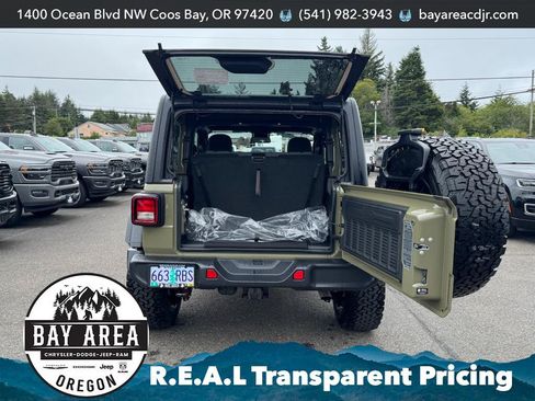 Used 2025 Jeep Wrangler Sport AWD/4WD image 7