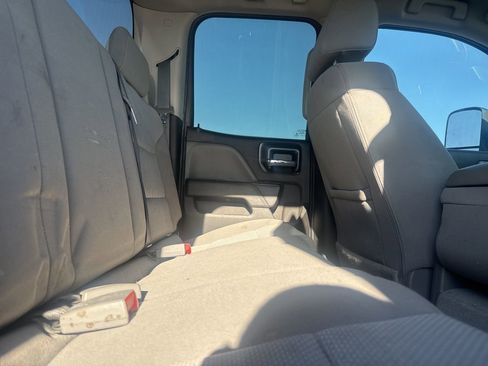 Used 2018 Chevrolet Silverado 2500 W/T image 30