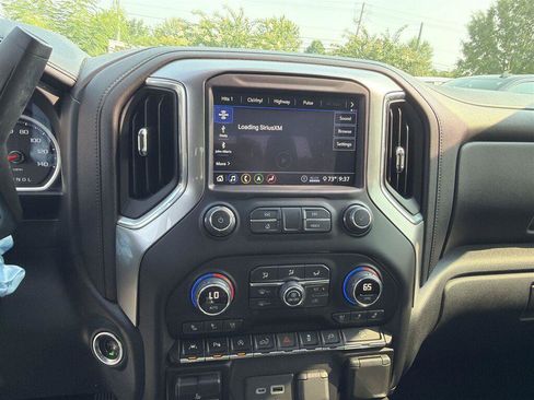 Used 2020 Chevrolet Silverado 1500 LTZ w/ LTZ Plus Package AWD/4WD image 12
