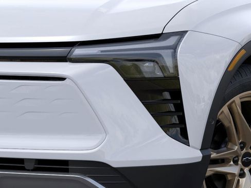 New 2026 Chevrolet Blazer EV LT w/ LPO, Tech Bronze Package image 34