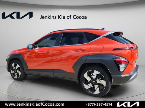 Used 2024 Hyundai Kona Limited FWD image 8