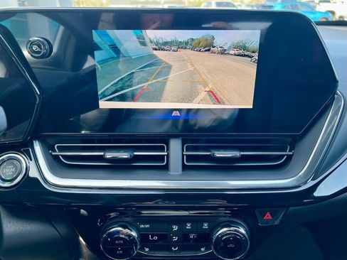 New 2026 Chevrolet Trax RS w/ Sunroof Package image 17