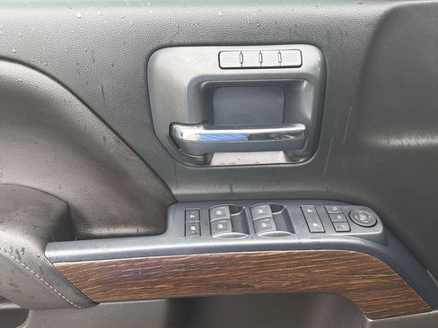 Used 2018 GMC Sierra 1500 Denali AWD/4WD image 17