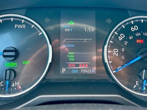 Certified 2020 Toyota RAV4 LE w/ All Weather Liner Package AWD/4WD image 19