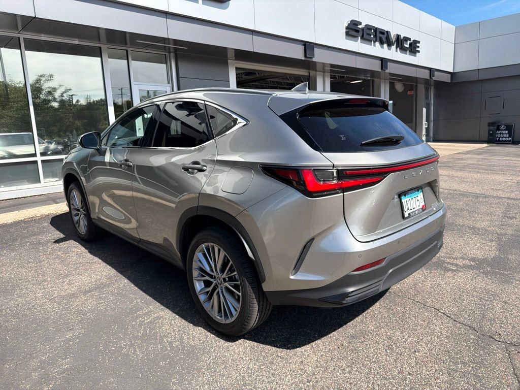 Used 2022 Lexus NX 350 AWD image 18