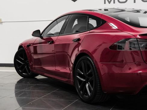 Used 2021 Tesla Model S Plaid image 15