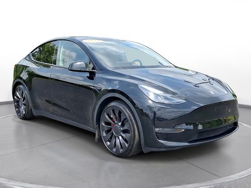 Used 2023 Tesla Model Y Performance AWD/4WD image 1