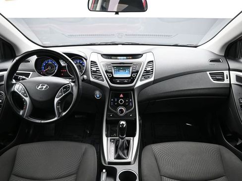Used 2016 Hyundai Elantra Value Edition FWD image 11