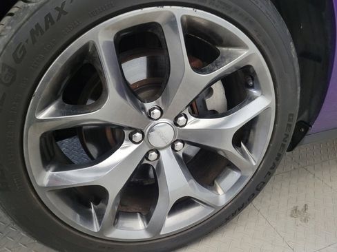 Used 2016 Dodge Challenger SXT Plus image 31