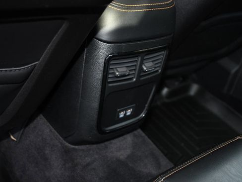 Used 2018 Chrysler 300 S w/ 300S Alloy Package image 17