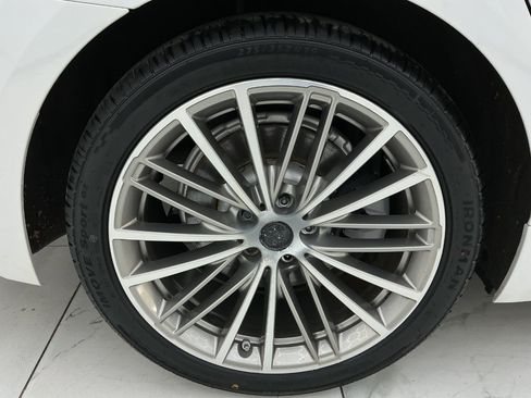 Used 2018 BMW 530e RWD image 50