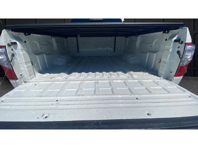 Used 2022 Nissan Titan SV AWD/4WD image 26