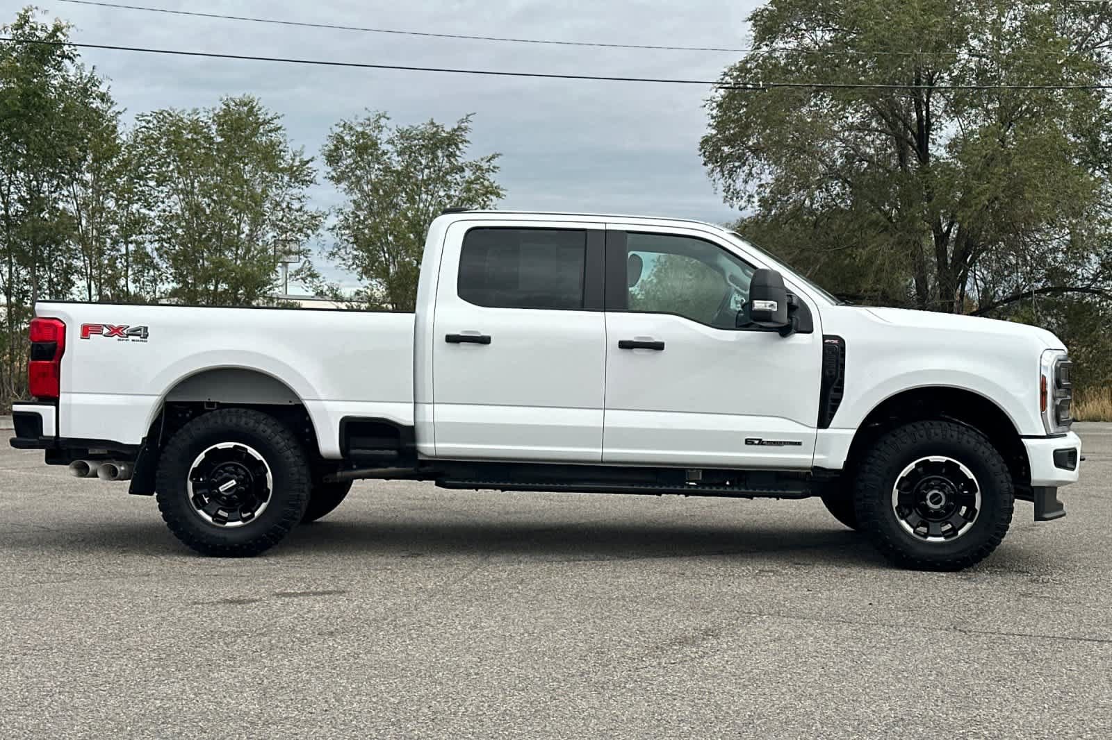 Certified 2025 Ford F250 XL w/ STX Appearance Package AWD/4WD image 8