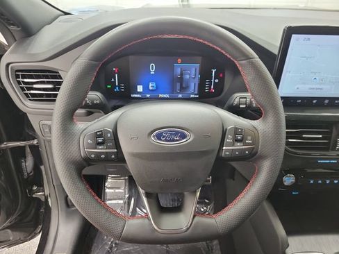 Used 2023 Ford Escape ST-Line w/ Tech Pack #1 AWD/4WD image 23