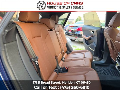 Used 2020 Audi Q8 Premium Plus AWD/4WD image 44