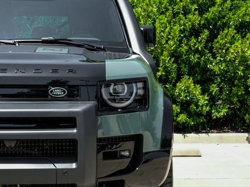 New 2026 Land Rover Defender 110 Trophy Edition AWD/4WD image 53