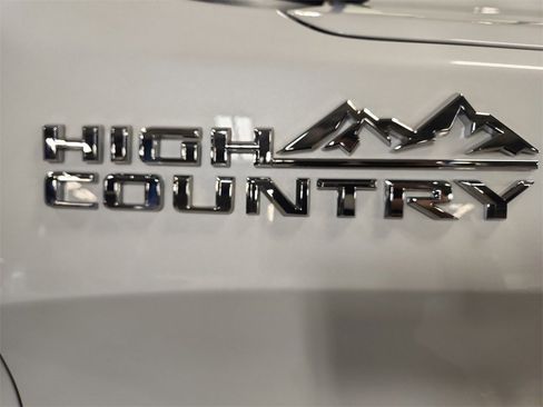 Certified 2025 Chevrolet Silverado 1500 High Country image 32