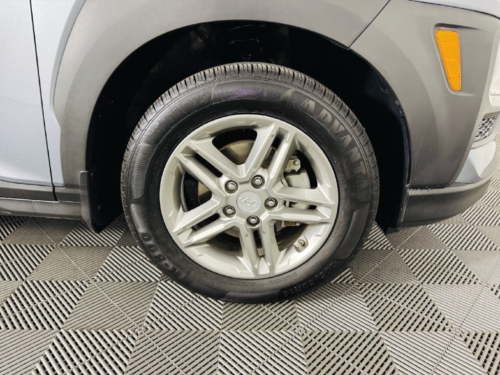 Used 2019 Hyundai Kona SE FWD image 27