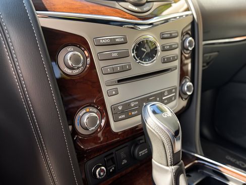 Used 2019 INFINITI QX80 Luxe w/ Proactive Package AWD/4WD image 22