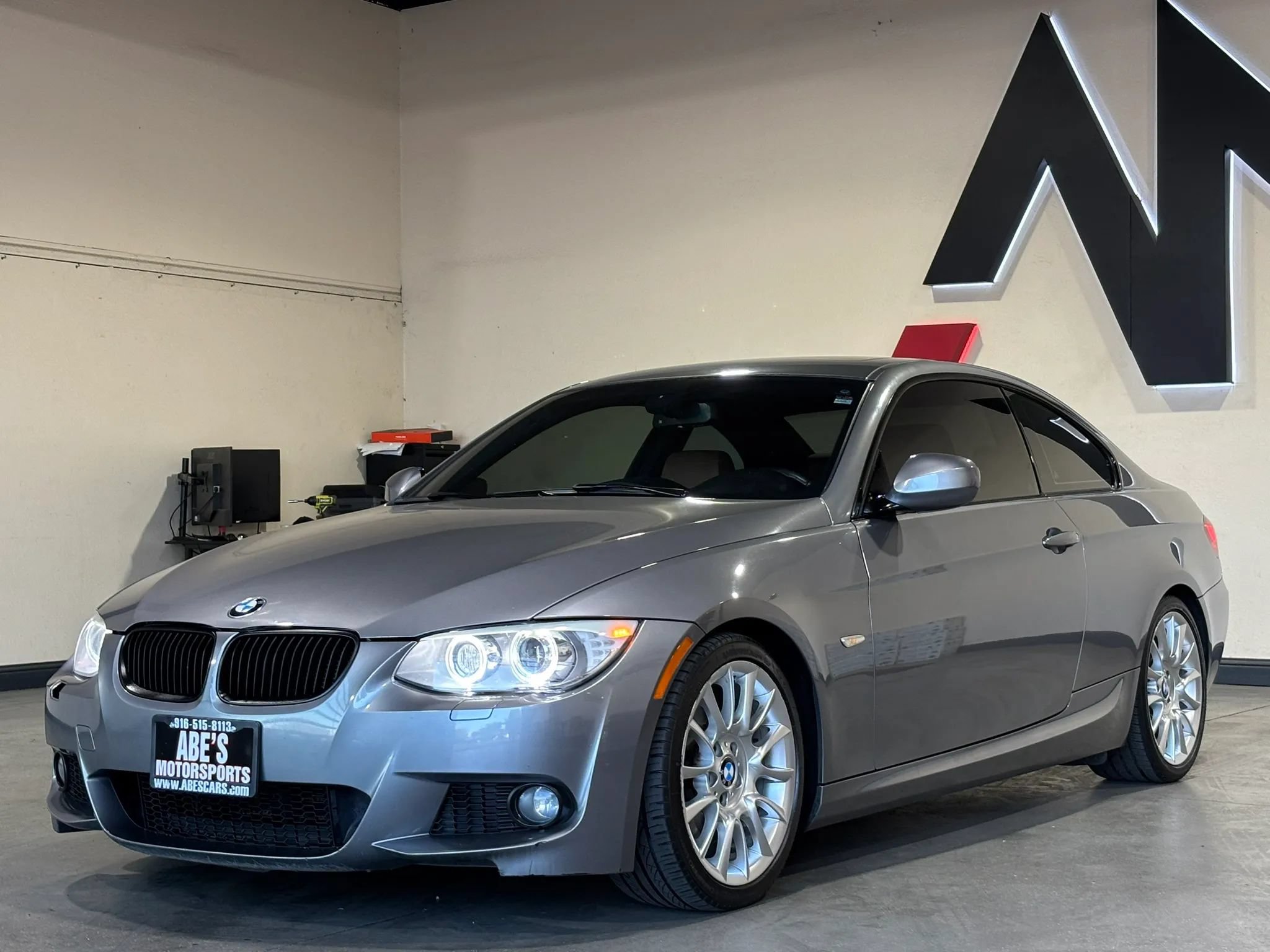 Used 2012 BMW 328i Coupe RWD image 1
