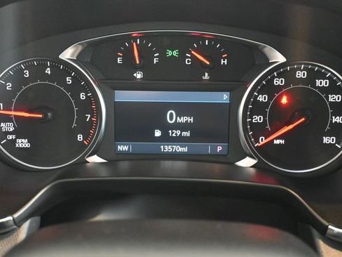 Used 2024 Chevrolet Blazer LT w/ Convenience Package image 15