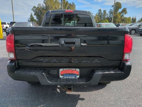 Used 2019 Toyota Tacoma SR5 image 5