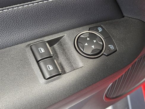 Used 2022 Ford Mustang Shelby GT500 w/ Technology Package image 12